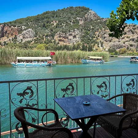 Frühstückspension Aktas Butik 3*